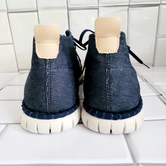 NWOT CLARKS Mens Navy Denim Chukka Boot  main image 5